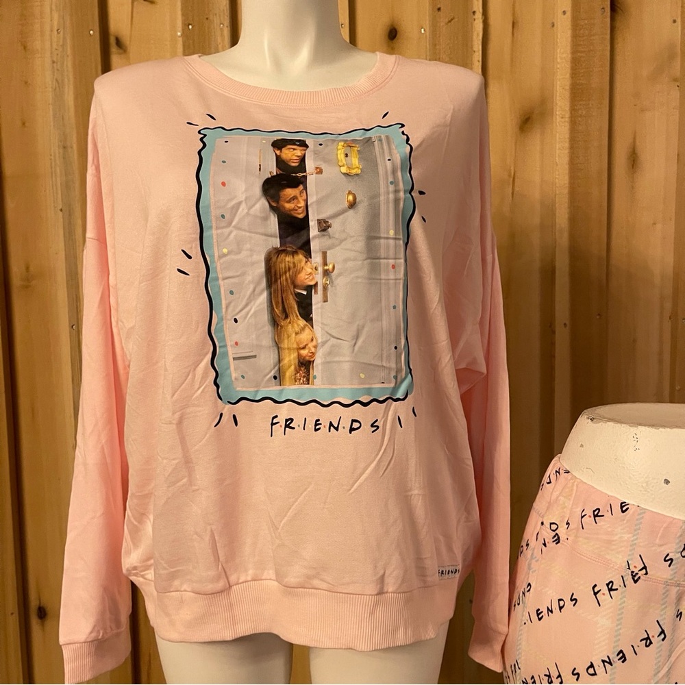 Friends The Television Series Women’s Plus Size PJ Set NWT Size (18-20W) - Picture 4 of 7